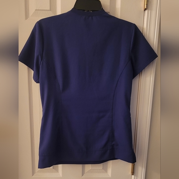 Navy v neck scrub top - Picture 3 of 3